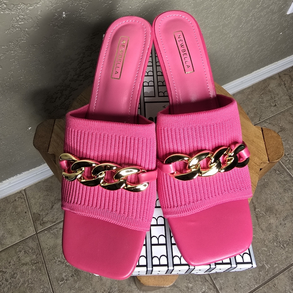 NIB! Ladies Sz. 7 NEWBELLA Pink Sandal Kitten Heels - Picture 2 of 2